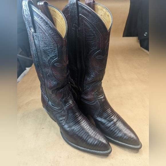 Tony Lama boots men's size 7.5D Exotic Genuine Black Cherry Teju Lizard Classic - Picture 1 of 12